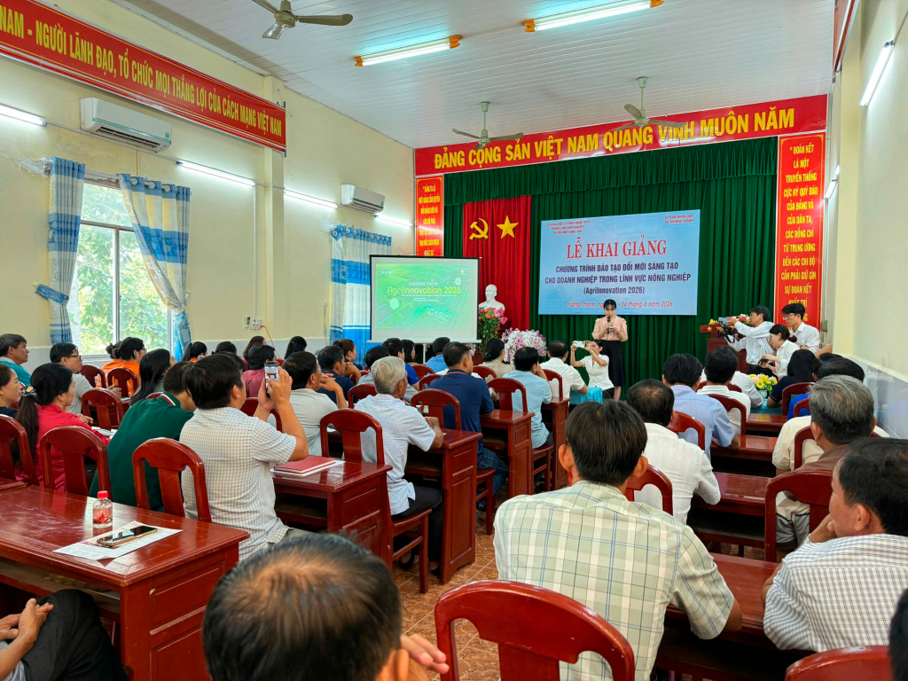 Hình 3. Khai giảng Chương trình Đào tạo Đổi mới sáng tạo - AgriInnovation 2026